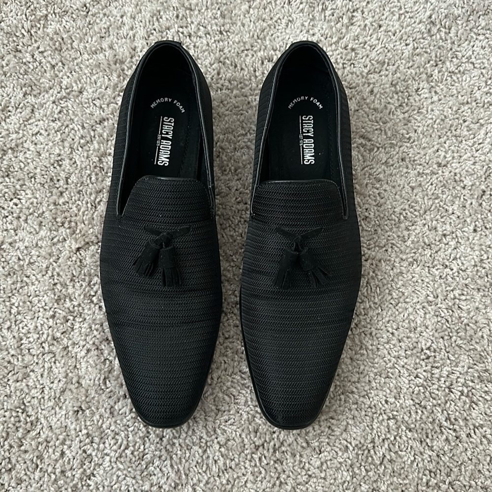 Men’s Stacy Adam’s black tassel shoes